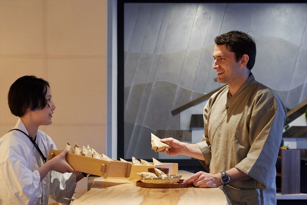 SAKE Bar Hotel Asakusa. Feel free to take the breakfast omusubi rice balls to enjoy in your room. Don’t hesitate to tell our staff if you have any requests.